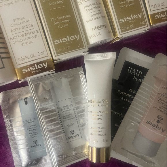 $340 value Sisley luxury white Set - Picture 5 of 5